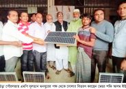 কুলাউড়া পৌরসভায় এমপি সুলতান মনসুরের পক্ষ থেকে সোলার বিতরণ