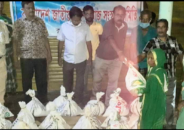 কুলাউড়ায় হিন্দু সমাজ সংস্কার সমিতির ত্রাণ বিতরণ