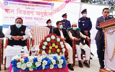 কুলাউড়া থানায় নতুন যান বিতরণে পুলিশ সুপার ফারুক আহমেদ