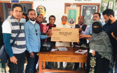 কুলাউড়ার শরীফপুরে এমপি সুলতান মনসুরের পক্ষে সৌর বিদ্যুৎ বিতরণ