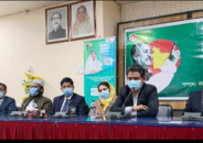 কুলাউড়ায় বঙ্গবন্ধুর ভাস্কর্য ভাংচুরের প্রতিবাদে প্রশাসনের মানববন্ধন