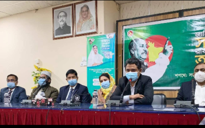 কুলাউড়ায় বঙ্গবন্ধুর ভাস্কর্য ভাংচুরের প্রতিবাদে প্রশাসনের মানববন্ধন