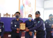 কাজের স্বীকৃতিস্বরূপ বিশেষ পুরস্কার পেলেন ইনচার্জ : শফিকুল ইসলাম খান
